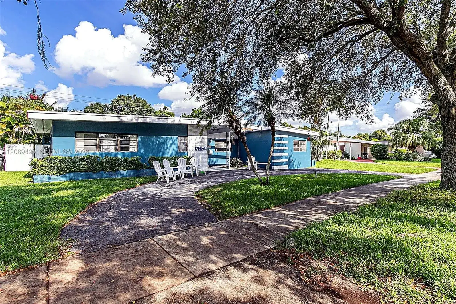 3 bedroom 2 bath Residential for sale at 17860 NE 9th Pl, North Miami Beach FL 33162