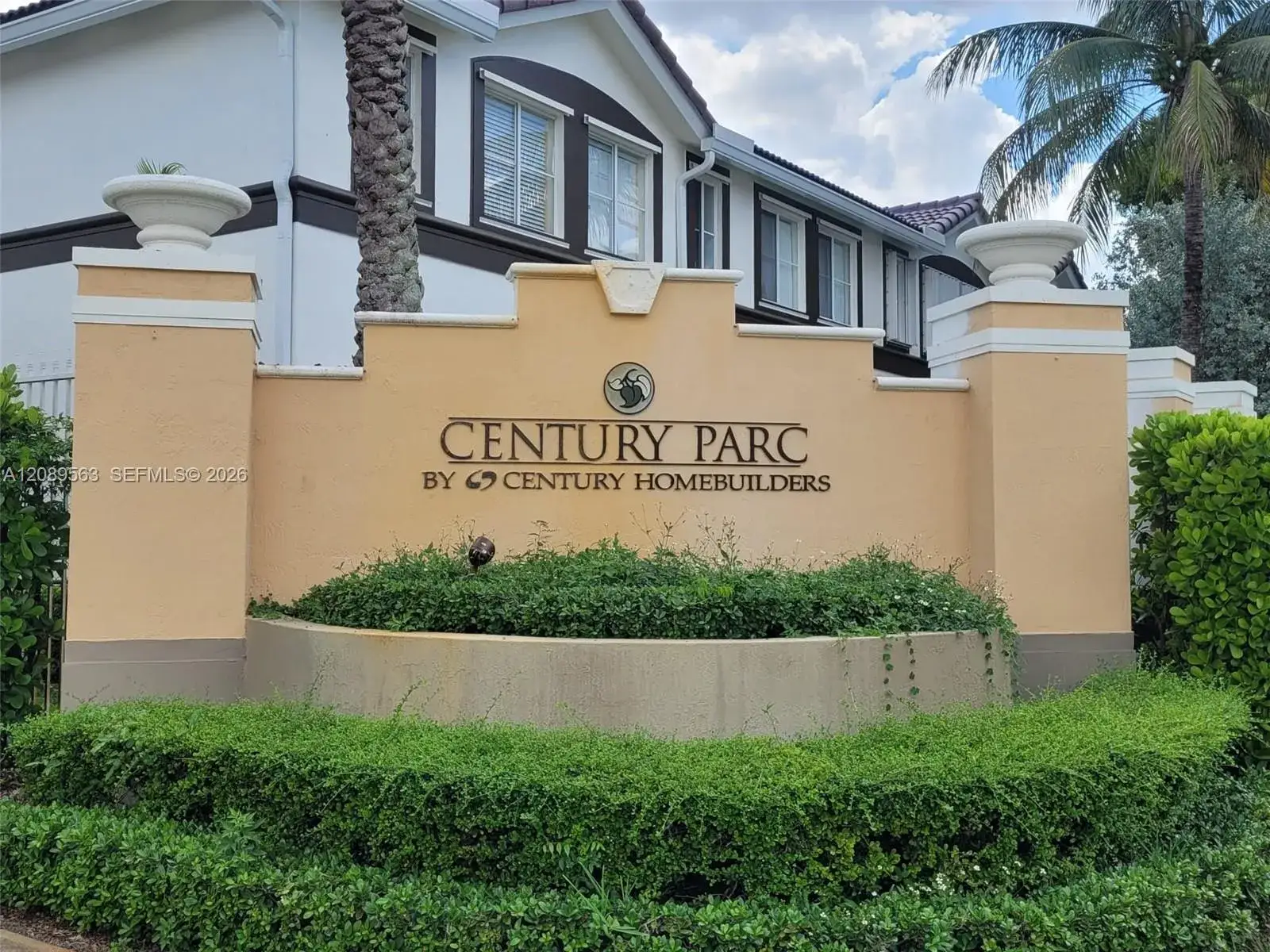 3 bedroom 2 bath Residential for sale at 8906 W Flagler St # 111, Miami FL 33174