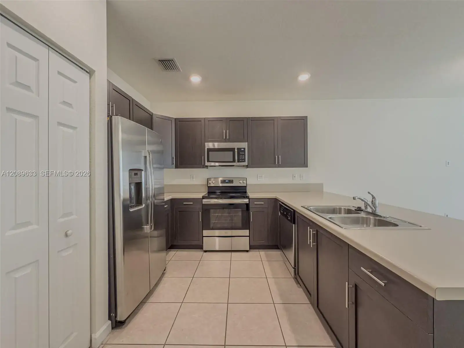 10629 W 32nd Ln, Hialeah FL 33018