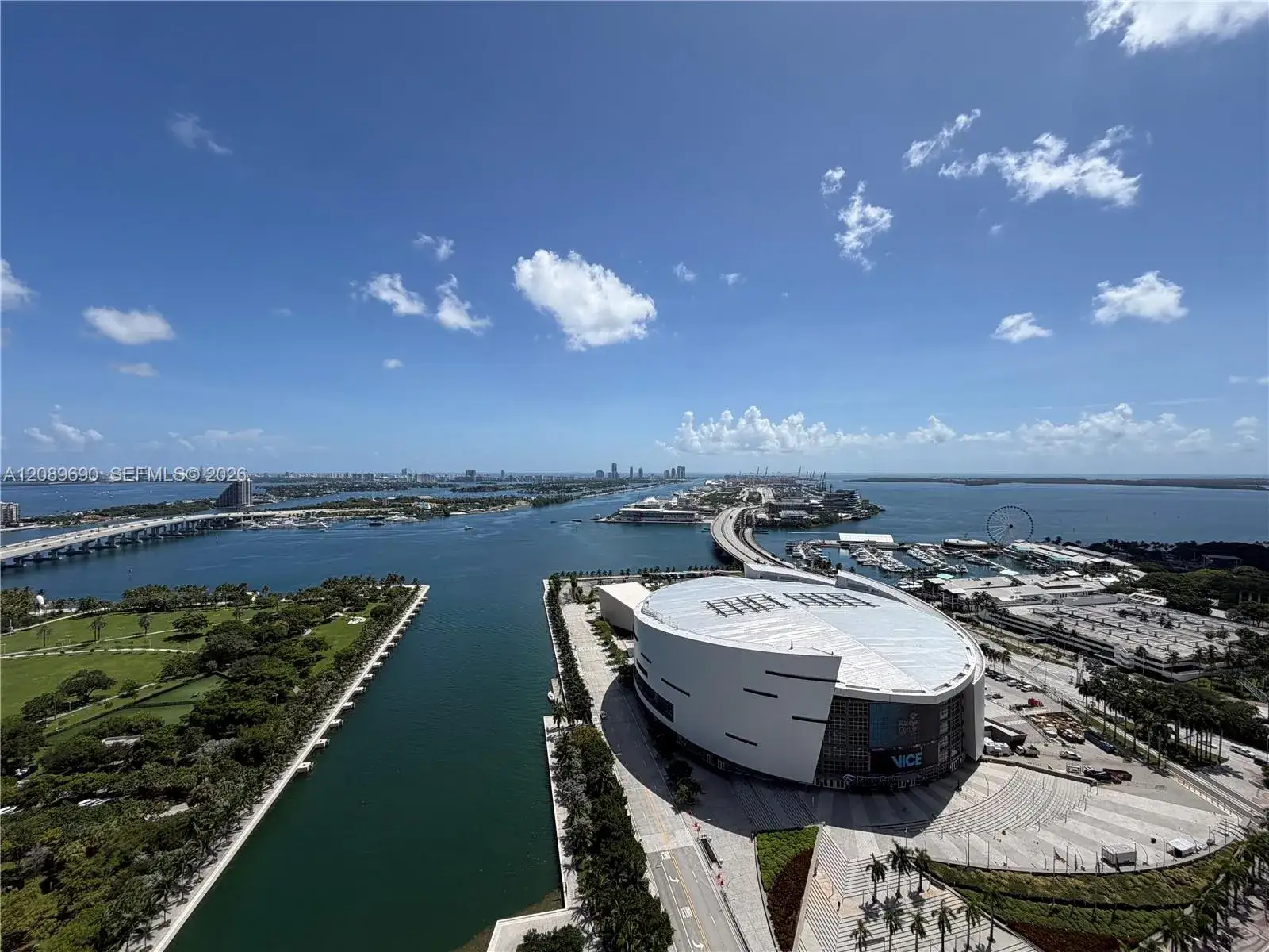 1 bedroom 1 bath Residential Lease for rent at 888 Biscayne Blvd # 3306, Miami FL 33132