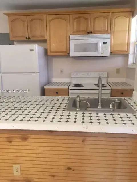 3 bedroom 2 bath Residential Lease for rent at 14170 NW 22nd Ave # 2, Opa-Locka FL 33054