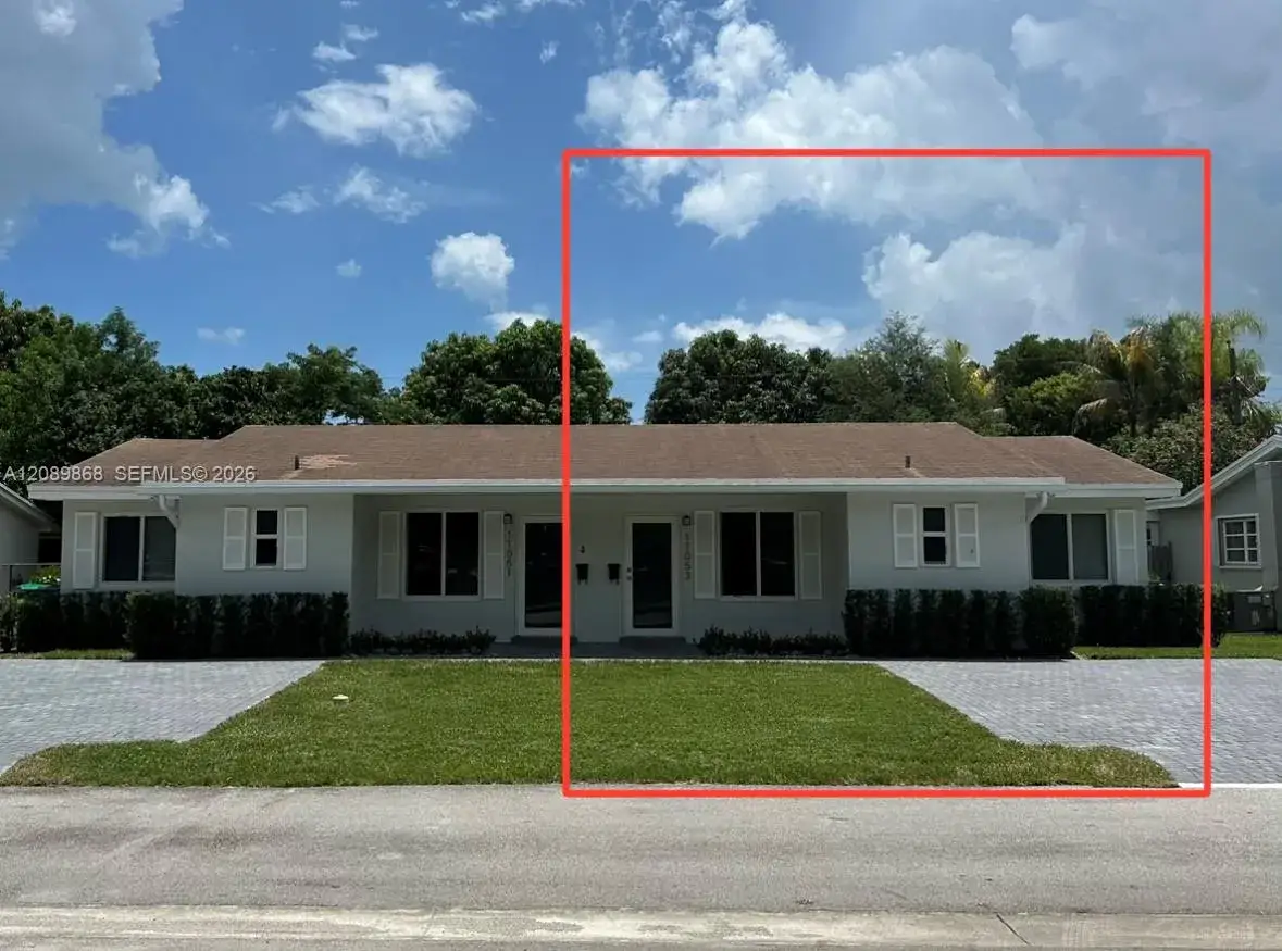 3 bedroom 2 bath Residential Lease for rent at 11053 SW 79th Ave # 11053, Pinecrest FL 33156
