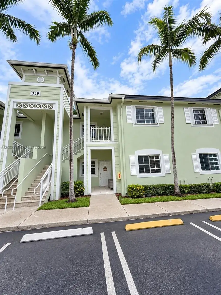 2 bedroom 2 bath Residential for sale at 359 NE 27th Ter # 103, Homestead FL 33033