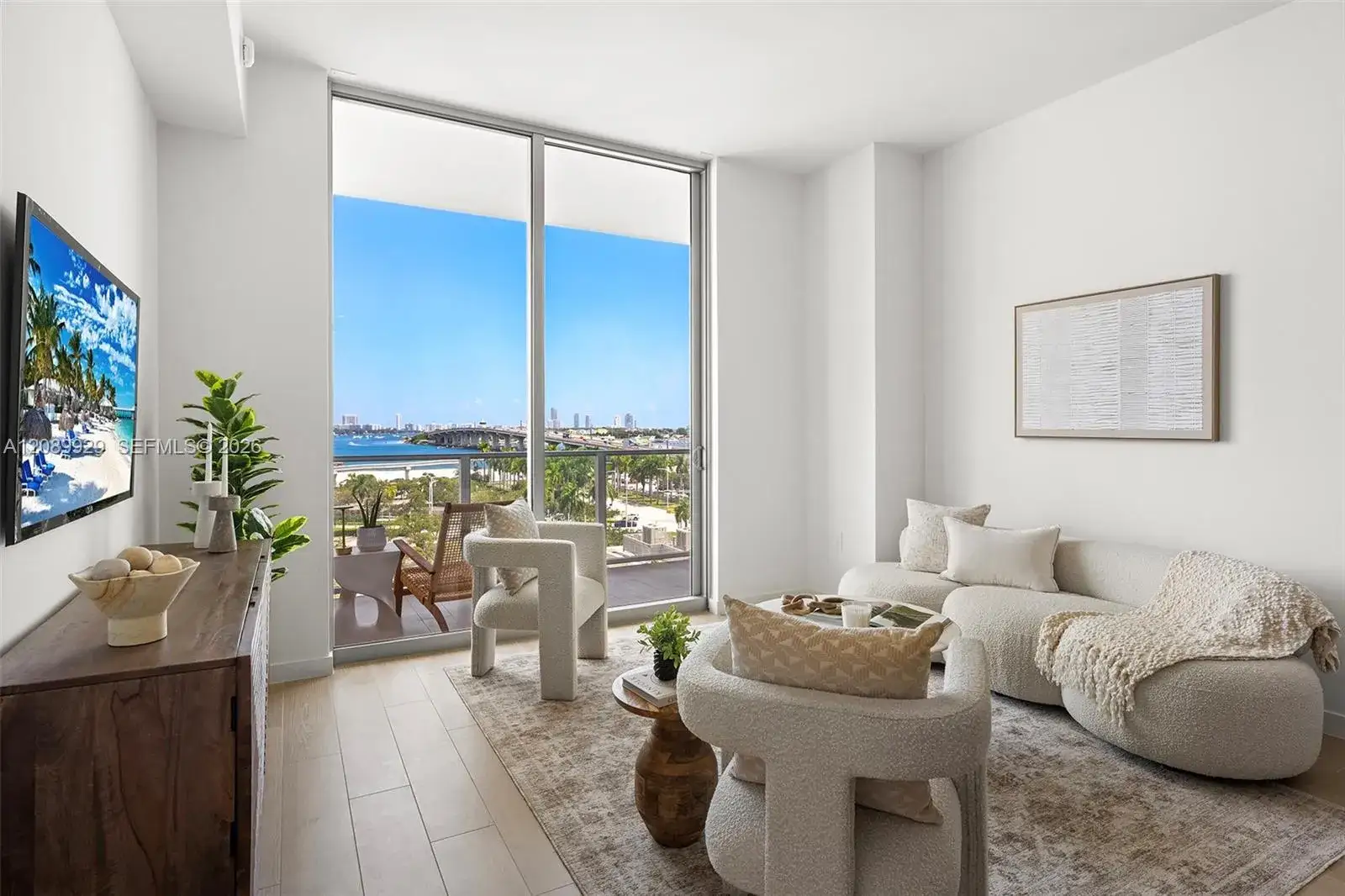 1 bedroom 2 bath Residential for sale at 1400 Biscayne Blvd # 609, Miami FL 33132