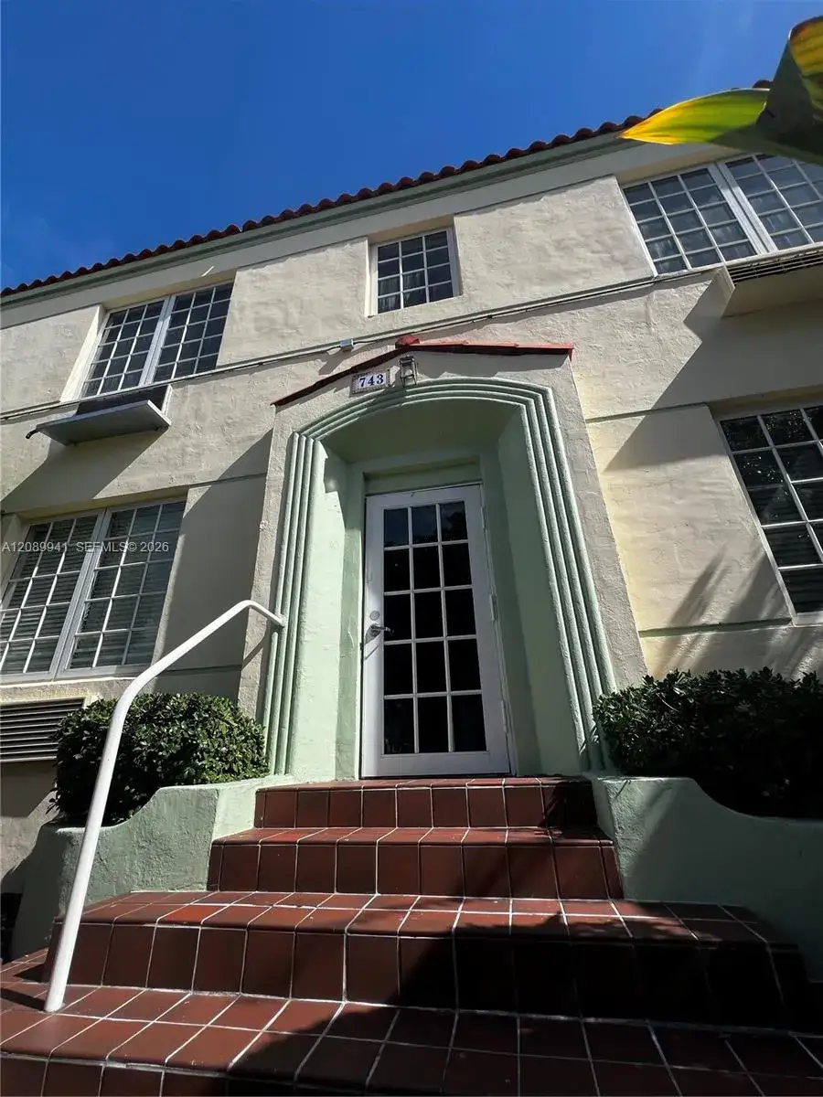 1 bath Residential for sale at 741 15th St # 12, Miami Beach FL 33139