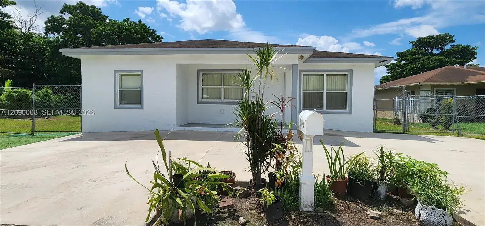 4 bedroom 3 bath Residential Lease for rent at 12040 SW 216th St, Miami FL 33170