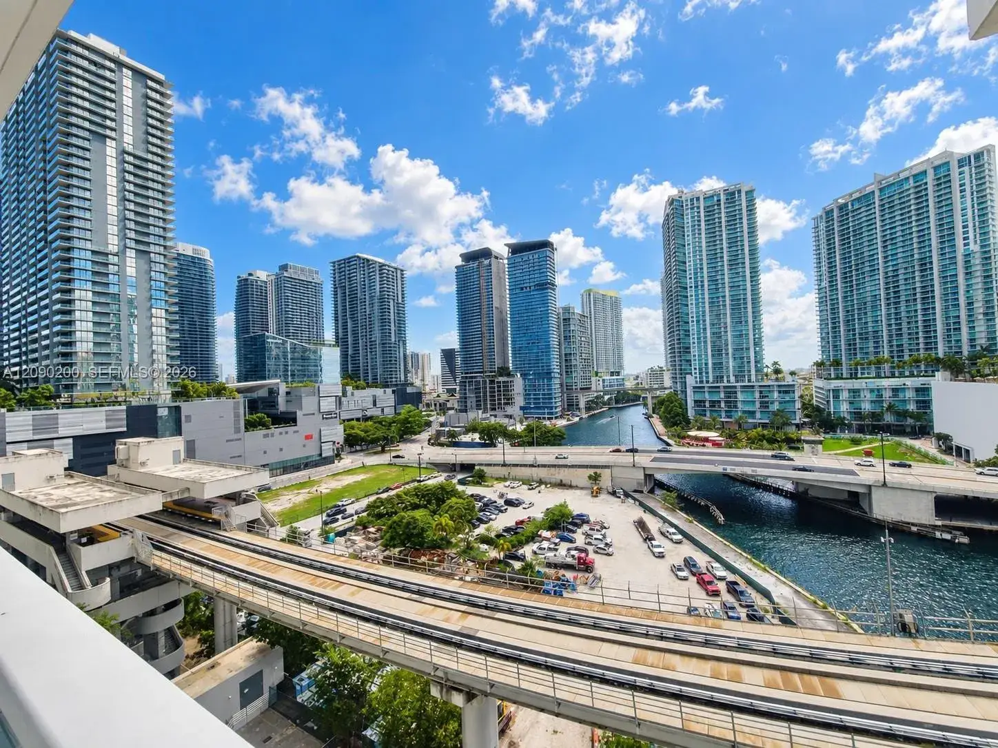 1 bedroom 1 bath Residential Lease for rent at 31 SE 5 ST # 1203, Miami FL 33131