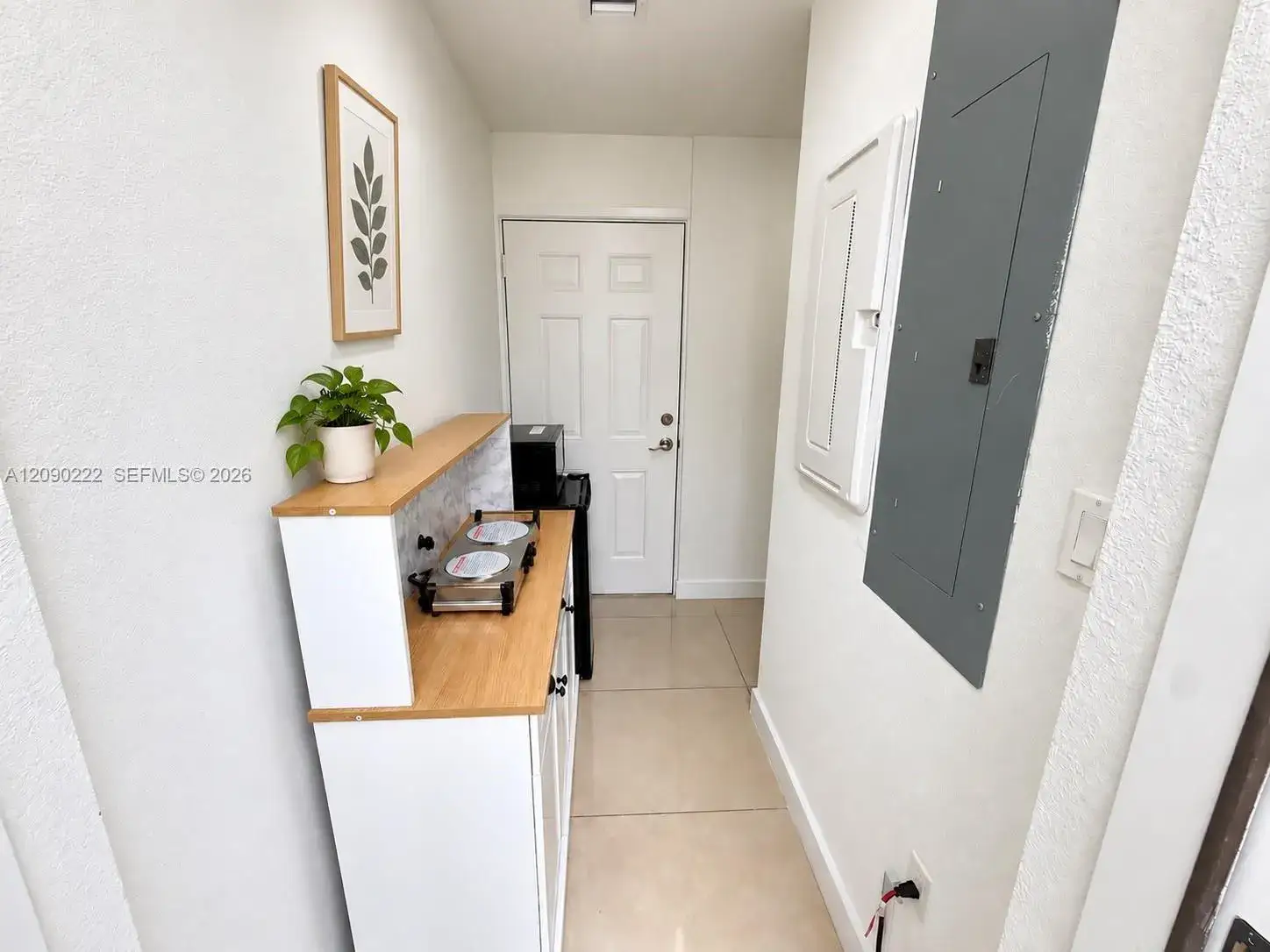 1 bedroom 1 bath Residential Lease for rent at 26102 SW 146th Ave # 26102, Homestead FL 33032