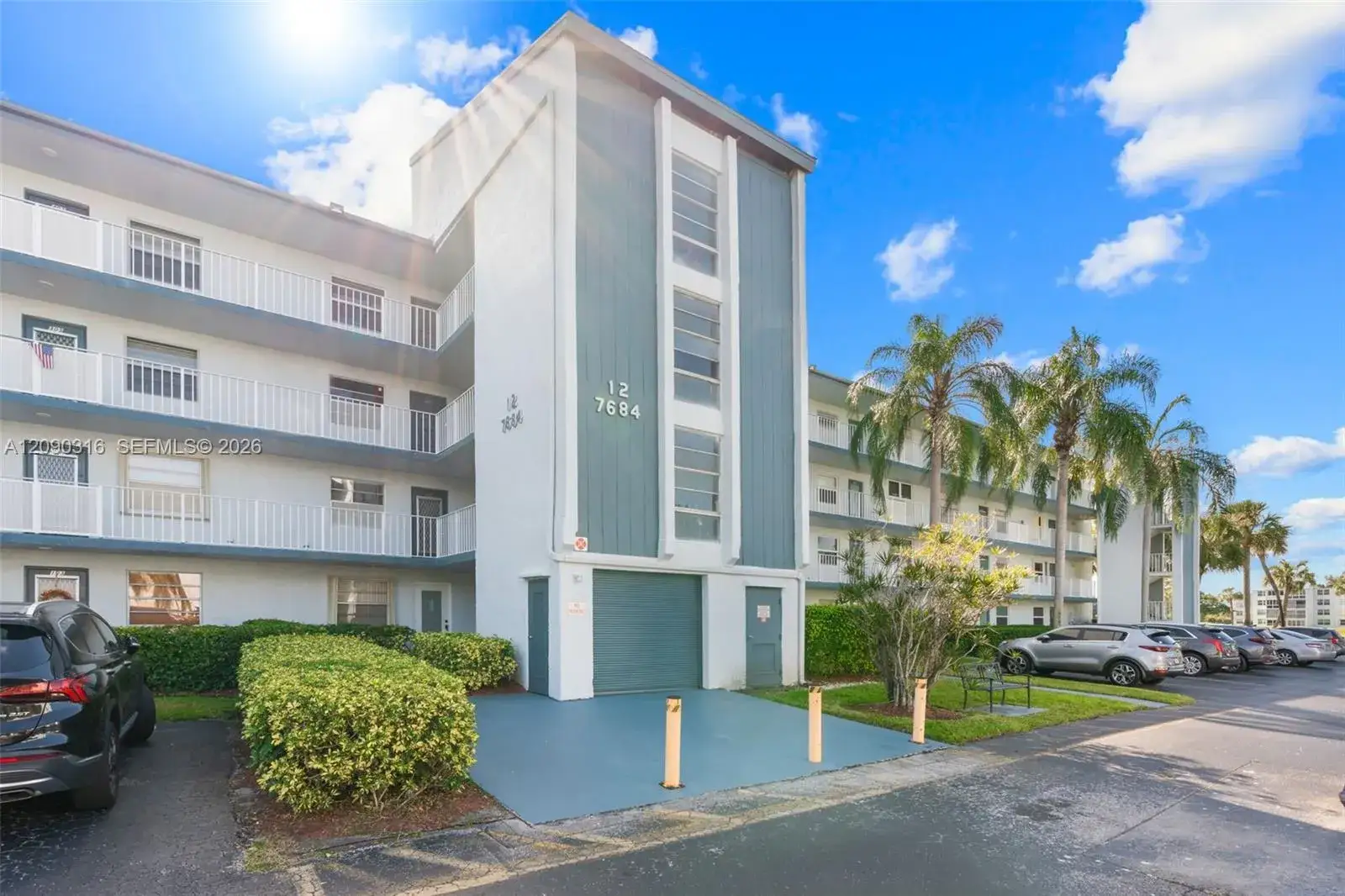 1 bedroom 2 bath Residential for sale at 7684 NW 18th St # 404, Margate FL 33063