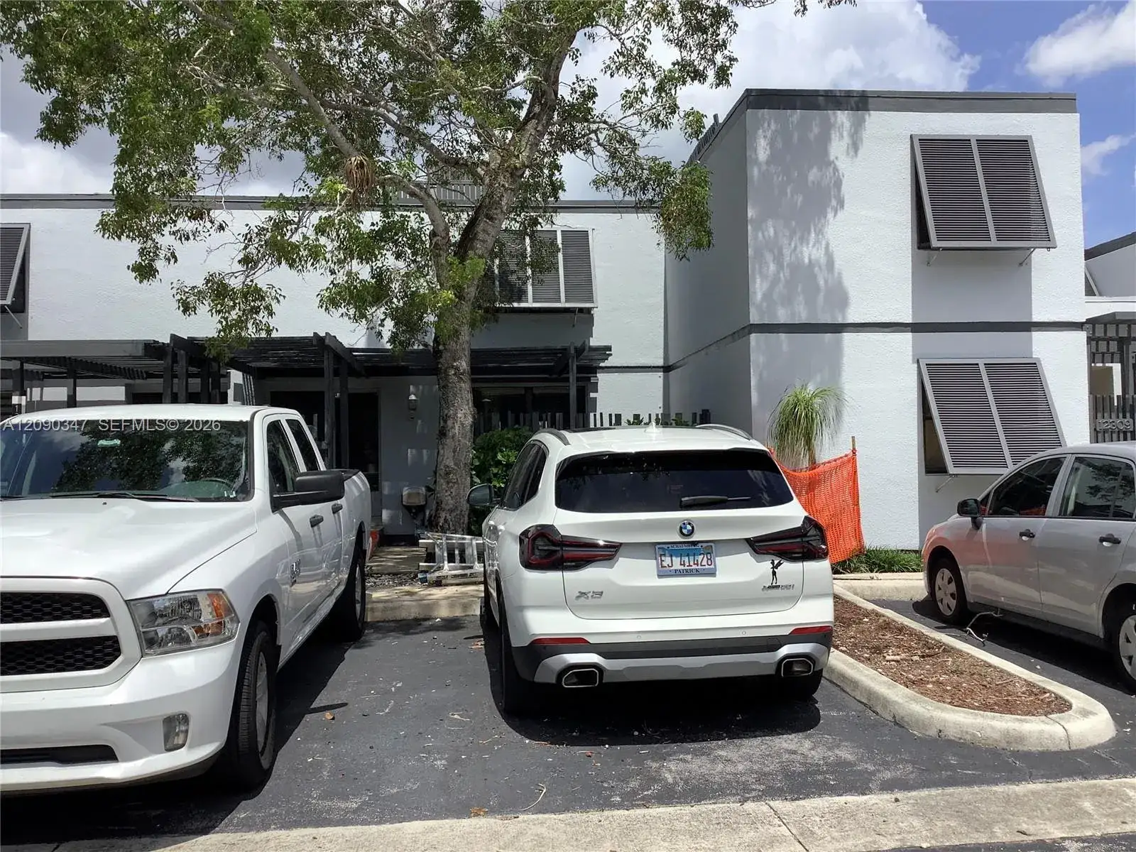 3 bedroom 2 bath Residential for sale at 12317 NW 11th St, Pembroke Pines FL 33026
