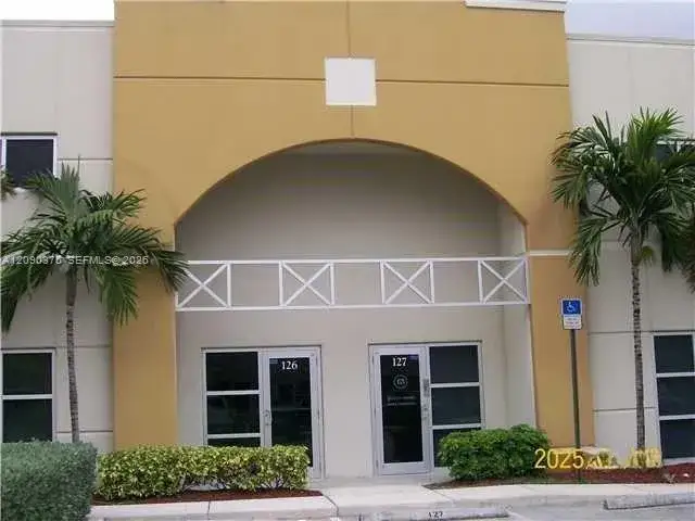 Commercial Sale for sale at 2051 NW 112th Ave # 111, Sweetwater FL 33172