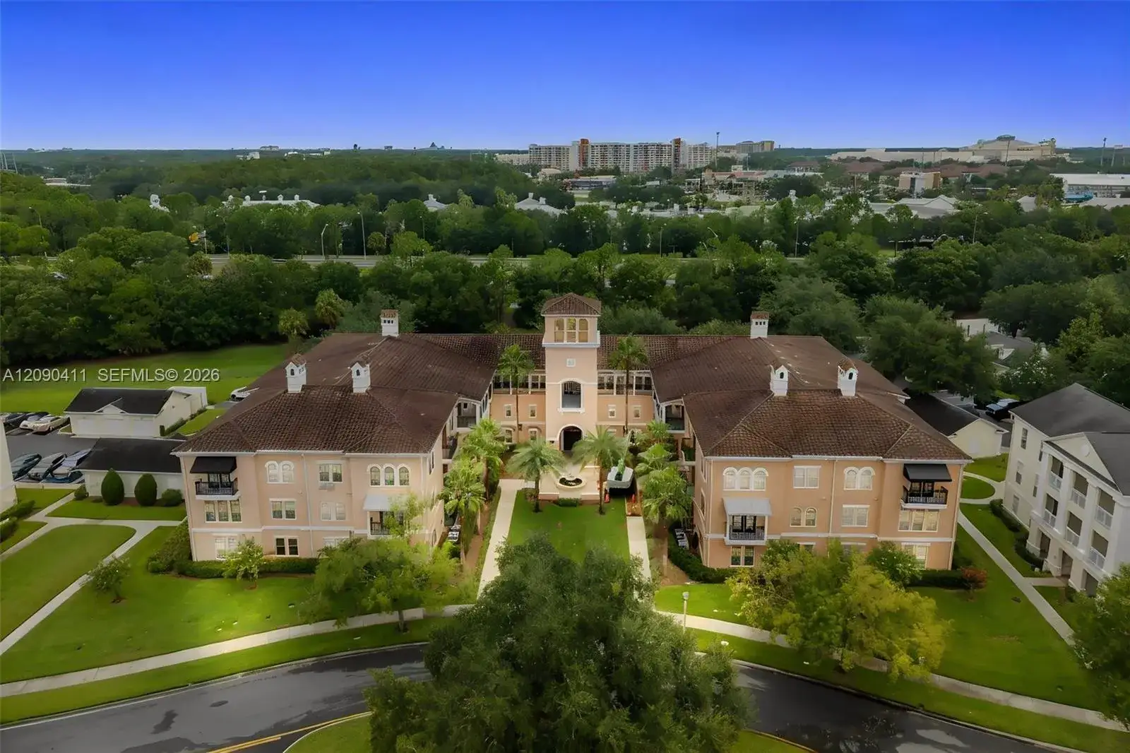 2 bedroom 2 bath Residential for sale at 211 Longview # 102, Kissimmee FL 34747