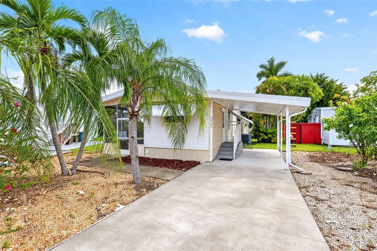 2 bedroom 2 bath Residential for sale at 2903 Harbor Ln, Dania Beach FL 33312
