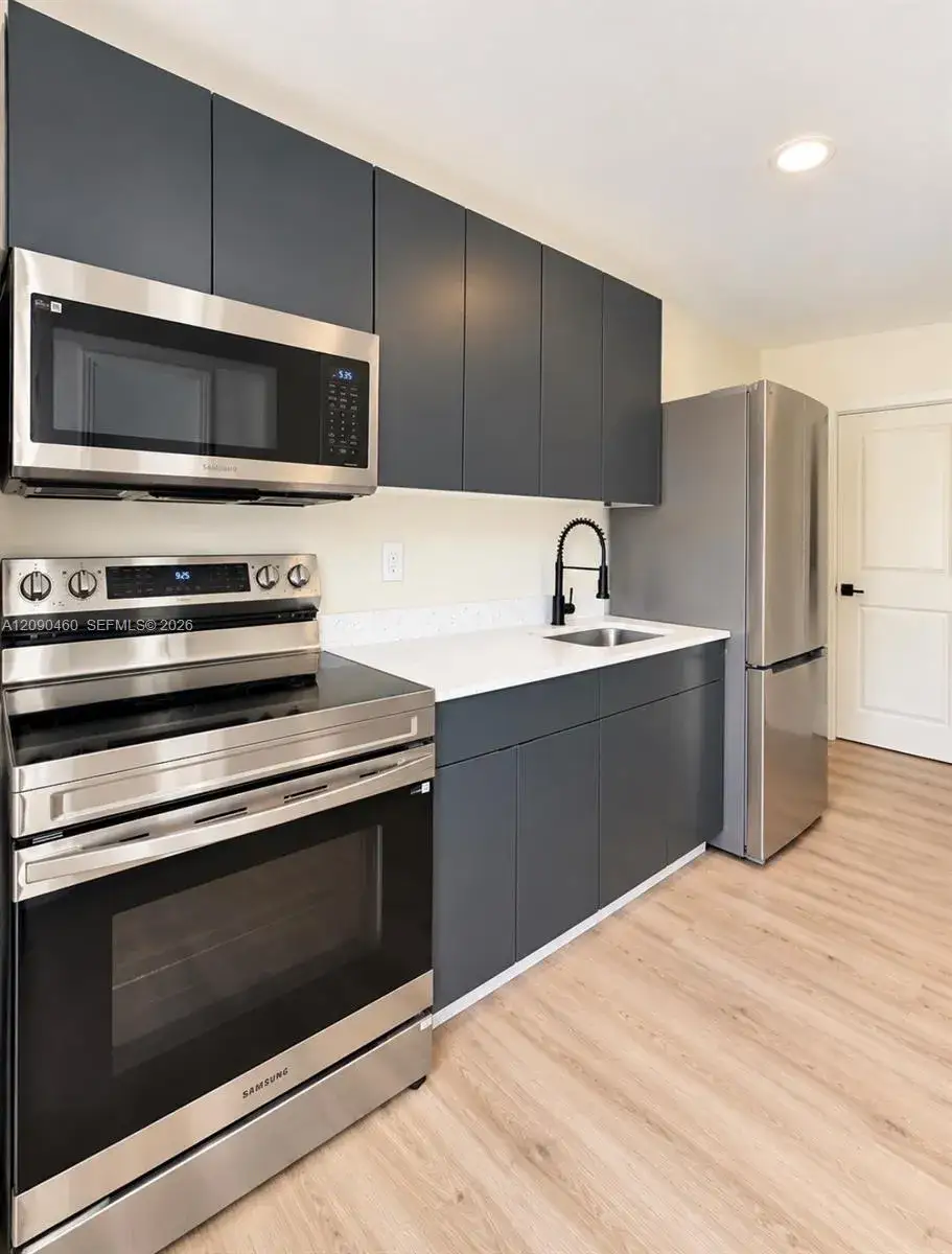 2 bedroom 1 bath Residential Lease for rent at 254 NW 50th St # 2, Miami FL 33127