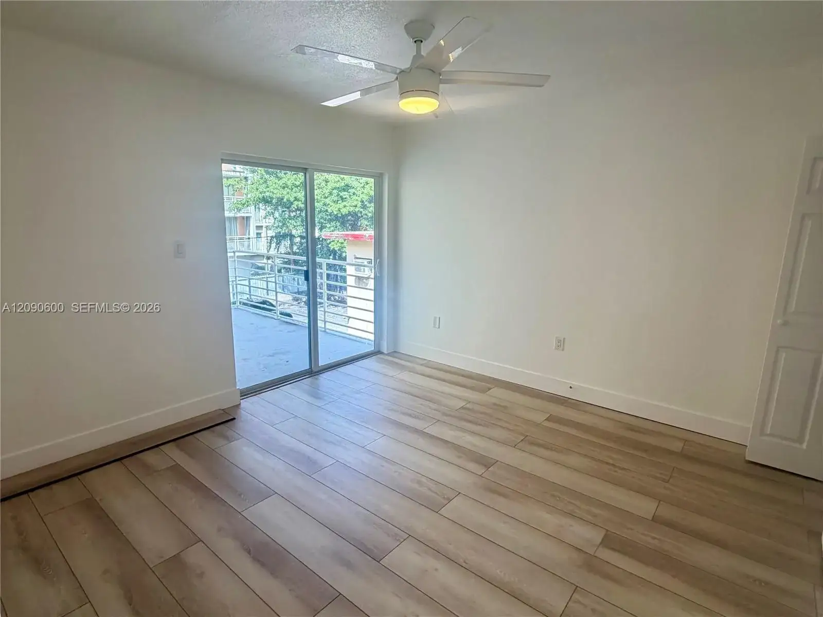 459 SW 4th St # 3, Miami FL 33130