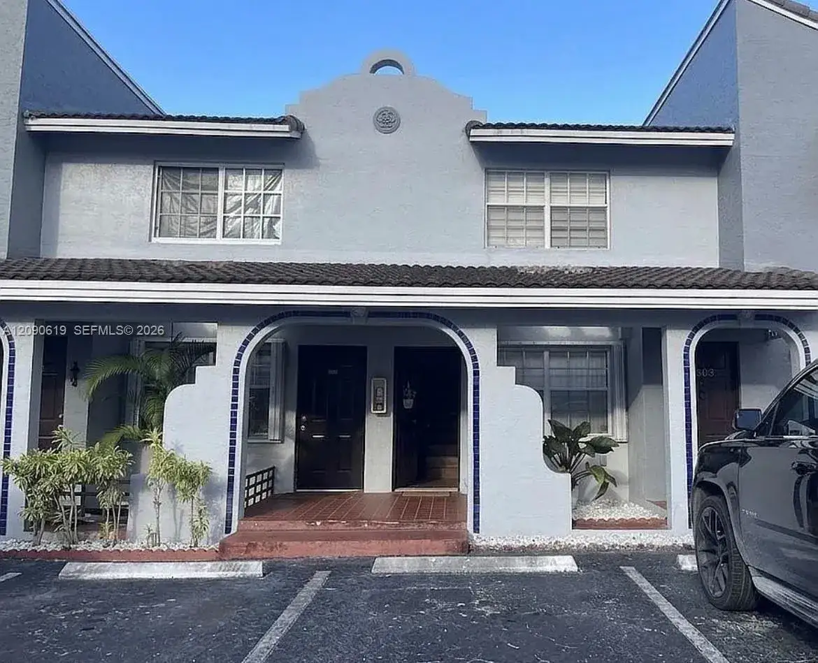 2 bedroom 2 bath Residential Lease for rent at 7100 NW 173rd Dr # 1304, Hialeah FL 33015
