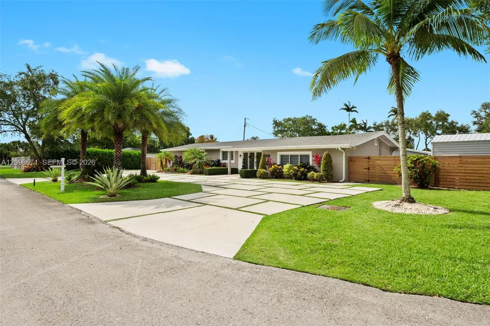 3 bedroom 2 bath Residential Lease for rent at 9970 SW 132nd St, Miami FL 33176