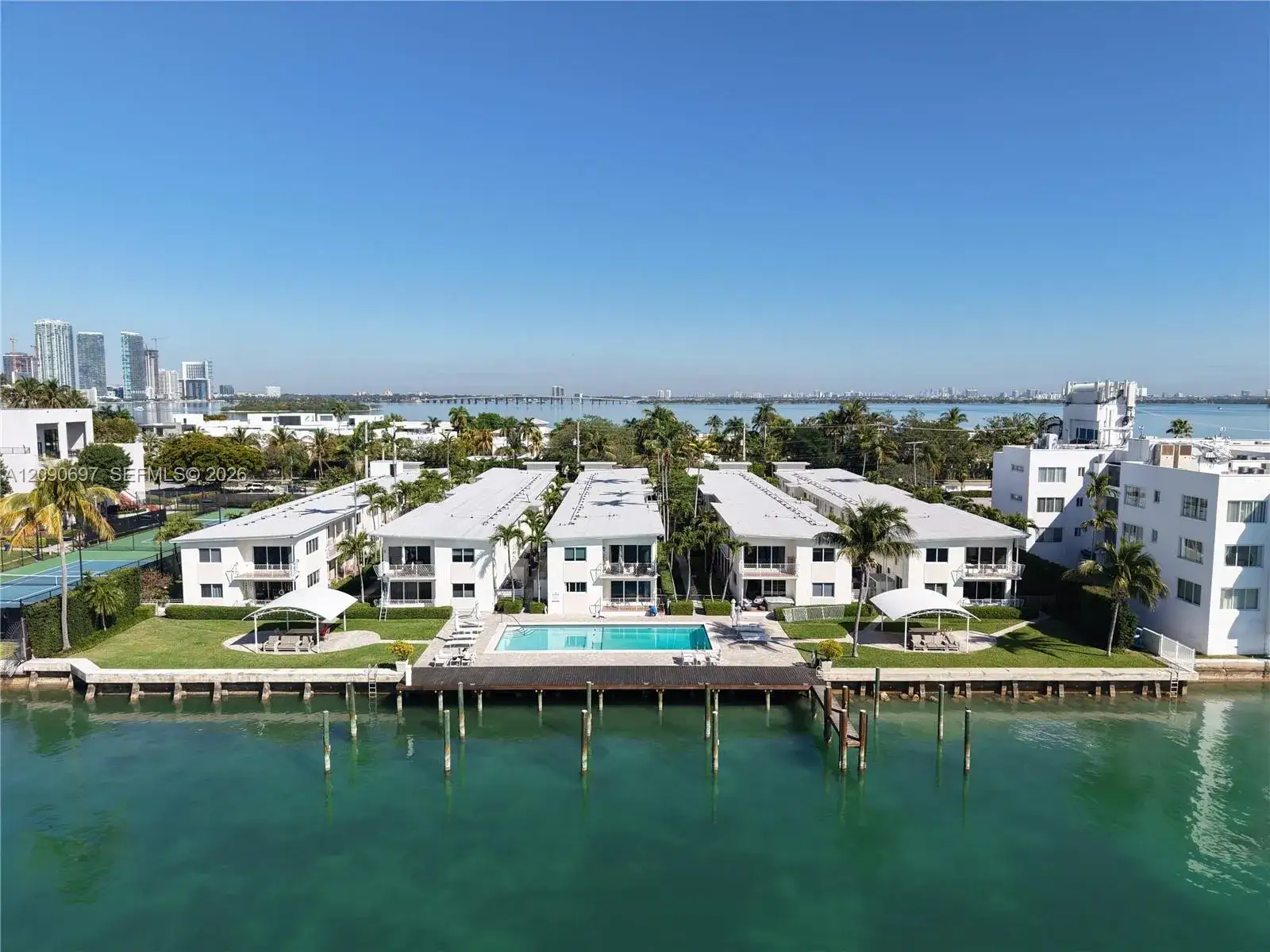 1 bedroom 1 bath Residential for sale at 1130 Venetian Way # 1D, Miami FL 33139