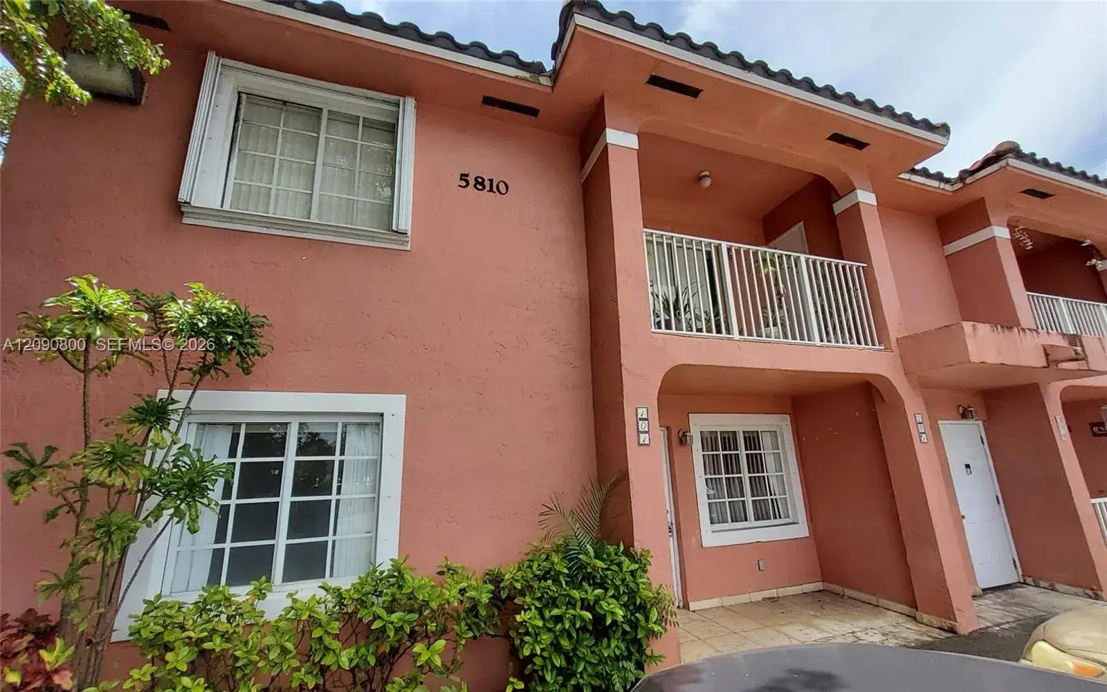 5810 W 18th Ln # 101, Hialeah FL 33012