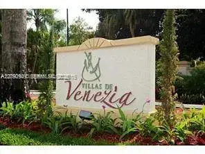 2 bedroom 2 bath Residential for sale at 9969 Nob Hill Ct # 9969, Sunrise FL 33351