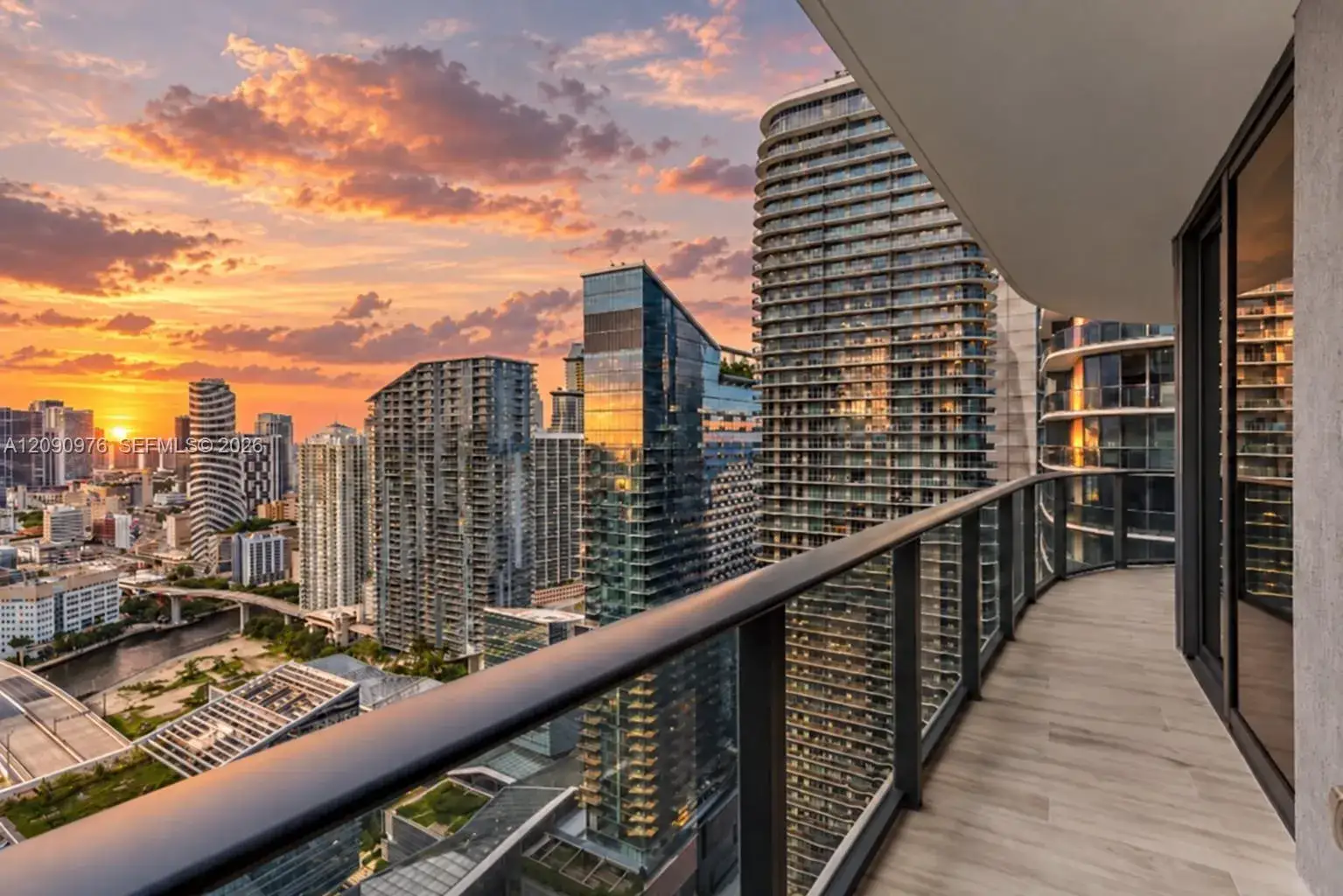 3 bedroom 3 bath Residential Lease for rent at 55 SW 9th St # 4001, Miami FL 33130
