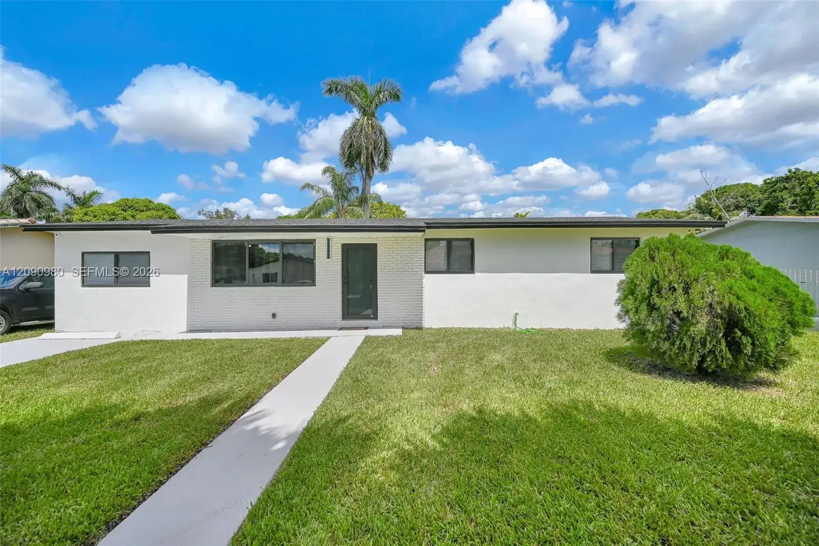 4 bedroom 3 bath Residential for sale at 51 NW 161st St, Miami FL 33169