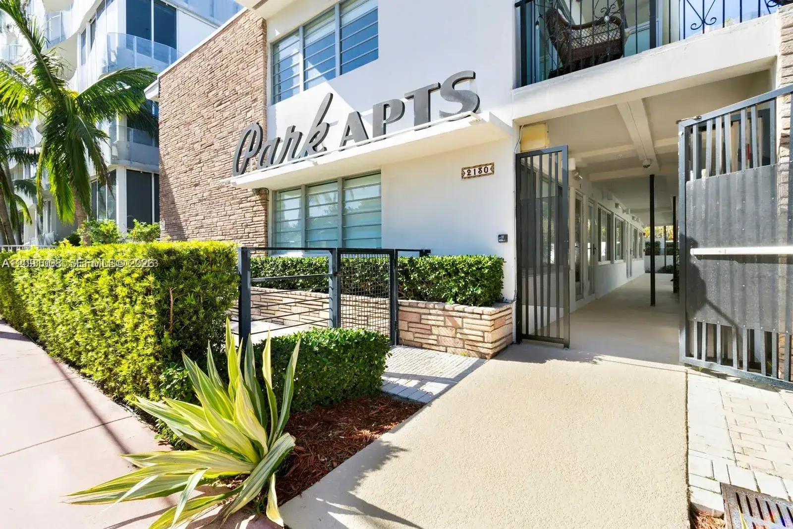 1 bedroom 1 bath Residential Lease for rent at 2130 Park Ave # 5, Miami Beach FL 33139