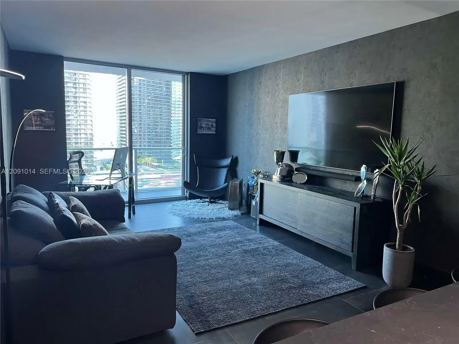 2 bedroom 2 bath Residential Lease for rent at 1100 S Miami Ave # 2107, Miami FL 33130