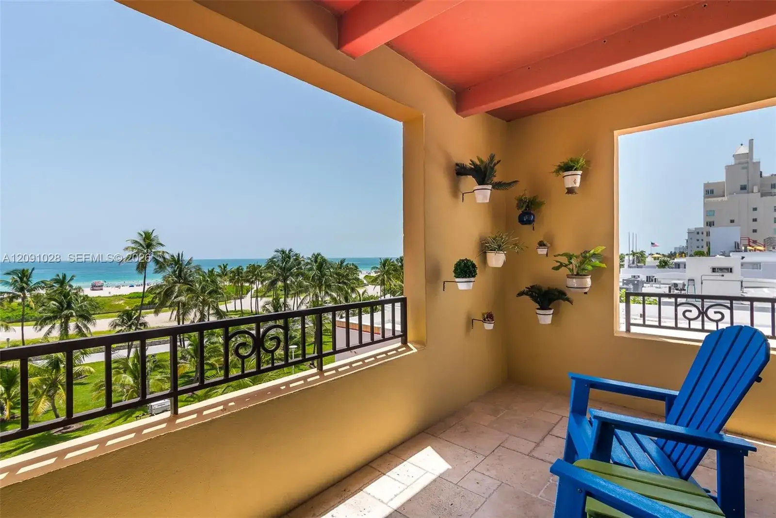 2 bedroom 2 bath Residential for sale at 1330 Ocean Dr, Miami Beach FL 33139