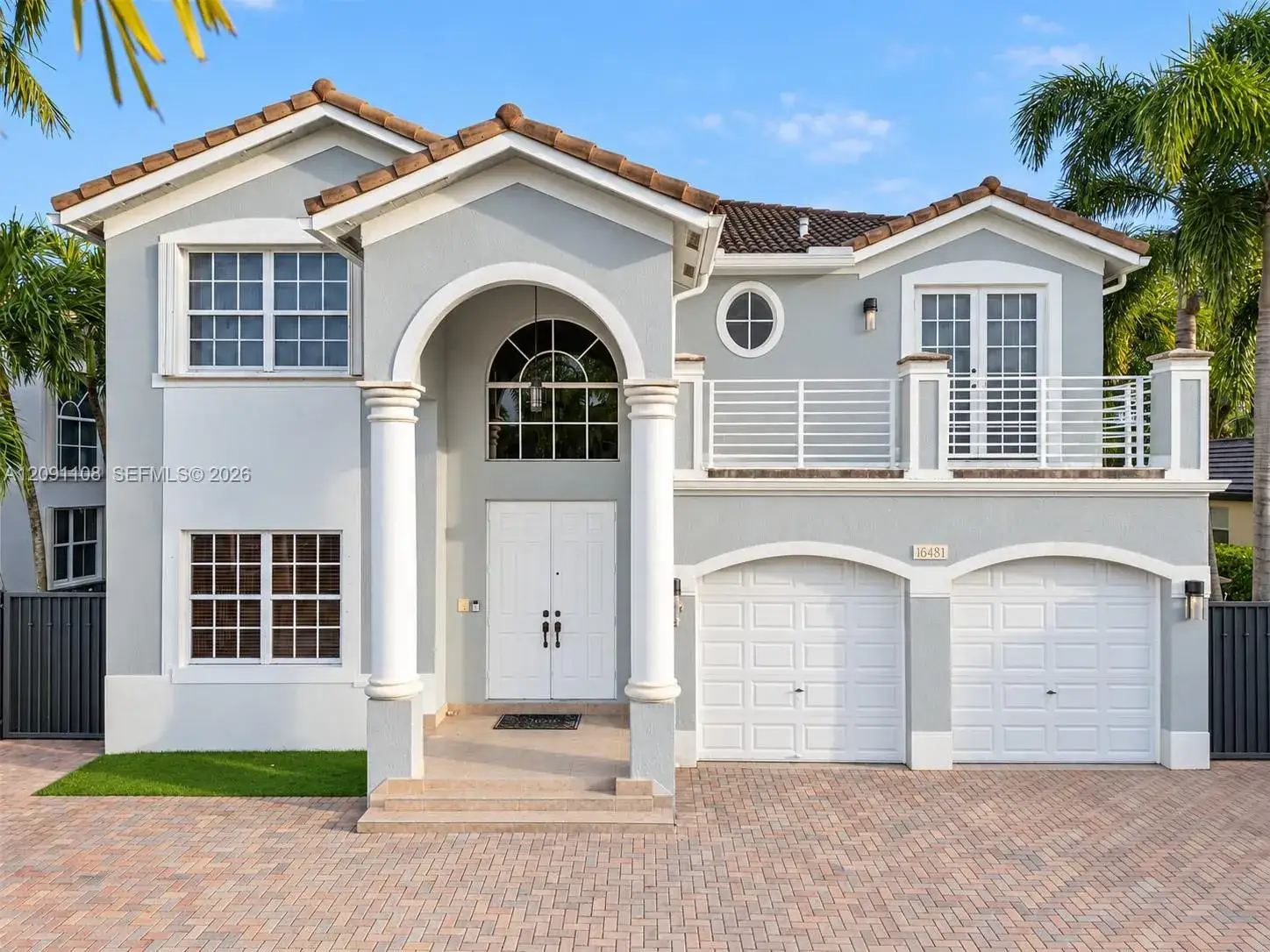 5 bedroom 4 bath Residential for sale at 16481 SW 58th Ter, Miami FL 33193