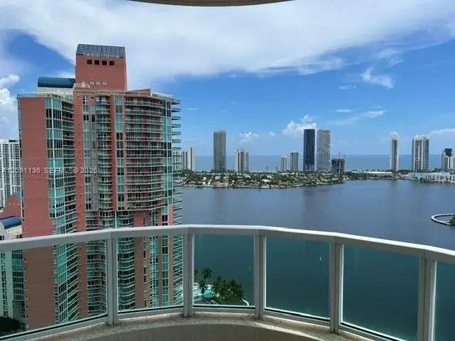 3 bedroom 3 bath Residential for sale at 3330 NE 190th St, Aventura FL 33180