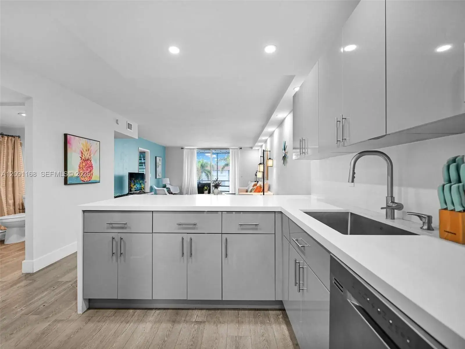 2 bedroom 2 bath Residential for sale at 400 SE 10th St # 303, Deerfield Beach FL 33441