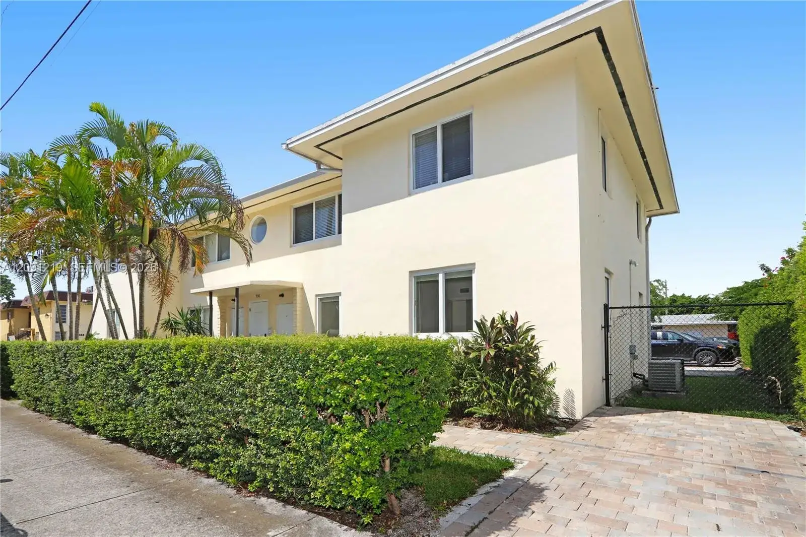 2 bedroom 1 bath Residential Lease for rent at 930 SW 24 Court # A, Miami FL 33135