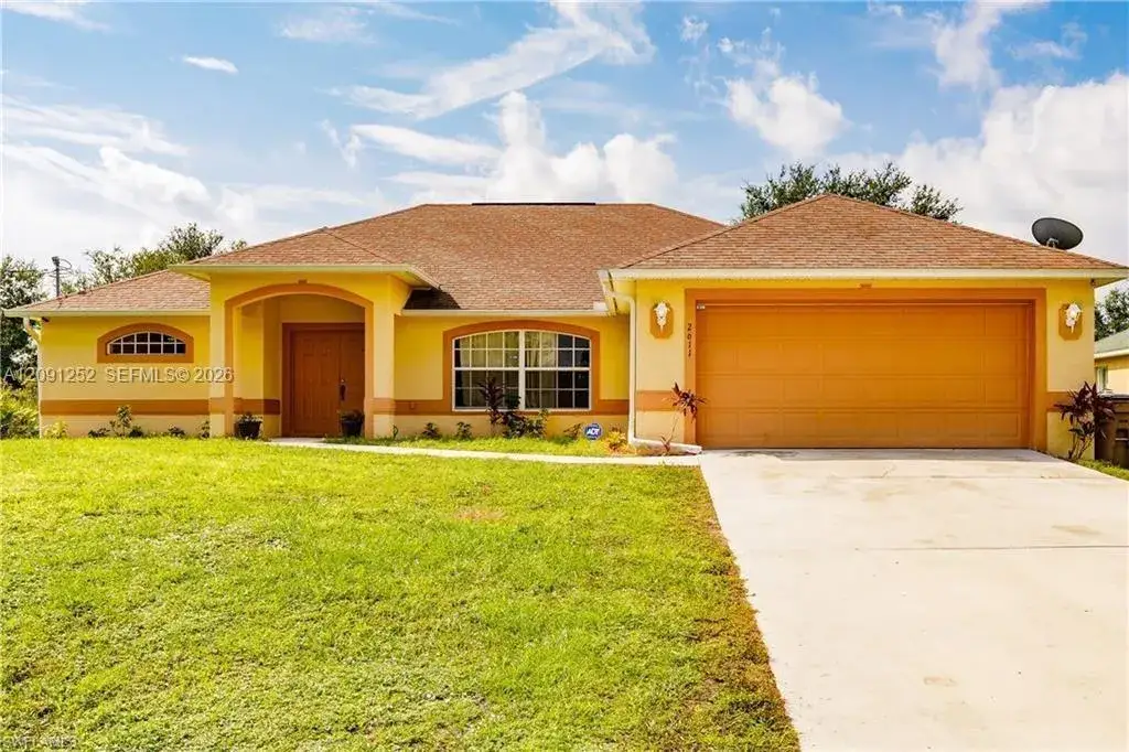 4 bedroom 2 bath Residential for sale at 2611 65th, Lehigh Acres FL 33971