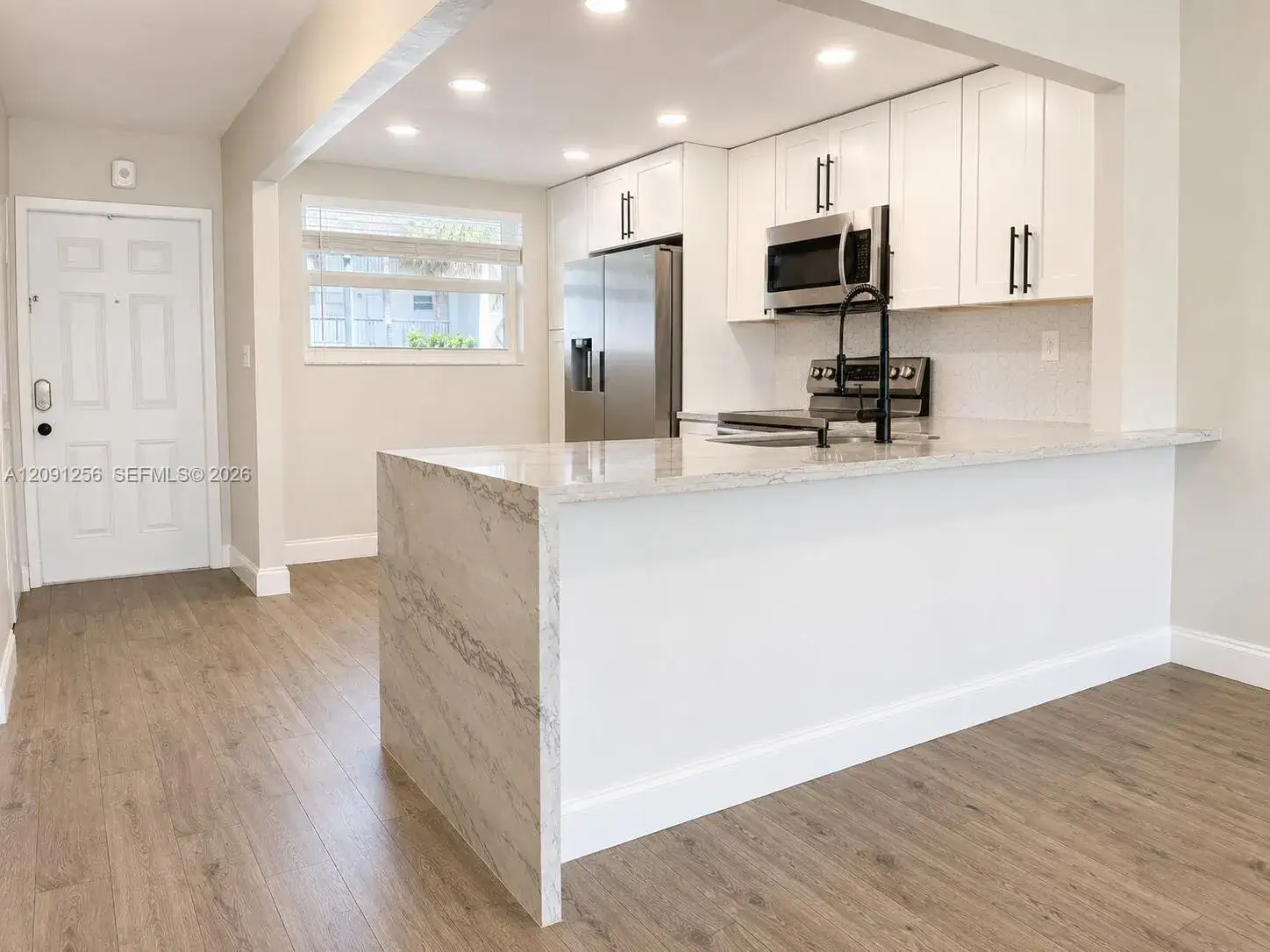 2 bedroom 2 bath Residential for sale at 1701 NW 75th Ave # 104, Plantation FL 33313
