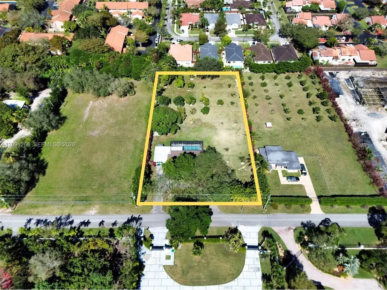 3 bedroom 2 bath Residential Lease for rent at 11341 SW 93rd St # 11341, Miami FL 33176
