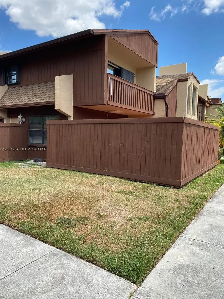 2 bedroom 2 bath Residential Lease for rent at 11561 SW 64 ST # B, Miami FL 33173