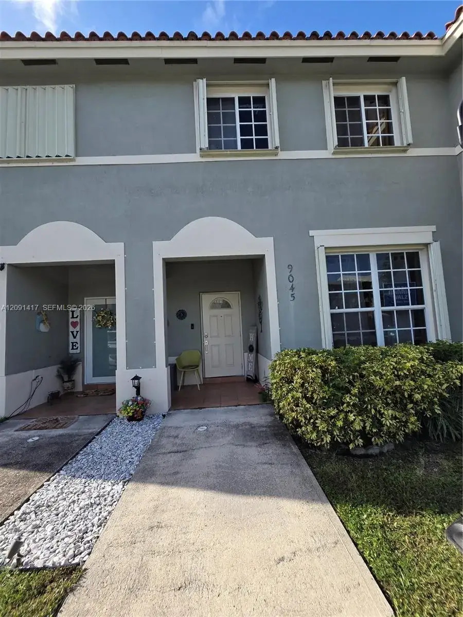 3 bedroom 2 bath Residential for sale at 9045 SW 203rd Ter, Cutler Bay FL 33189