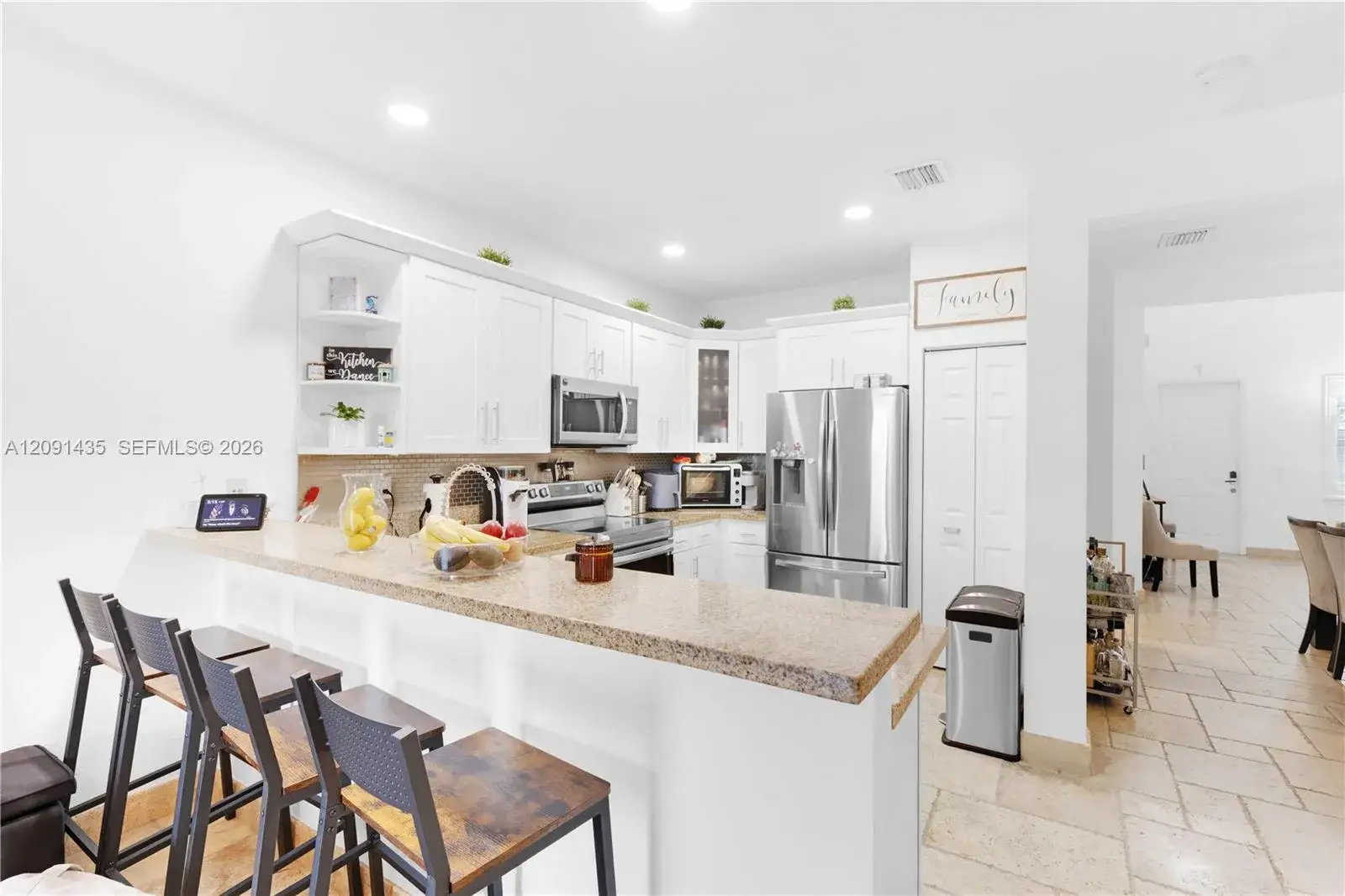 3 bedroom 3 bath Residential for sale at 7475 NW 116th Ave, Doral FL 33178