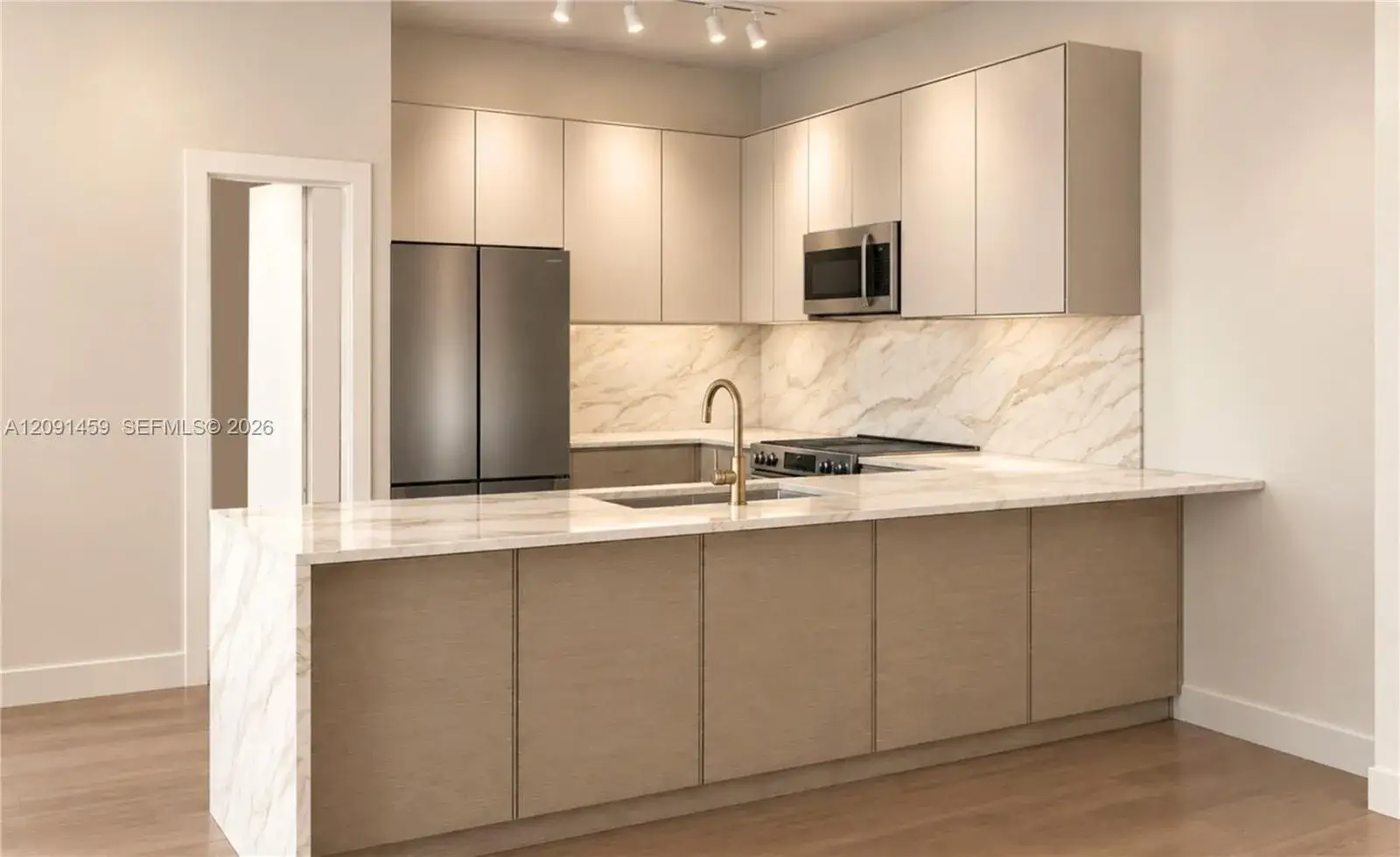 2 bedroom 2 bath Residential Lease for rent at 6861 SW 44th St # 309, Miami FL 33155