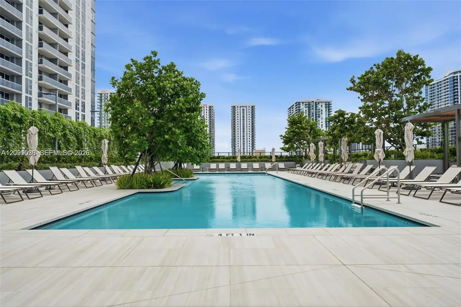 2 bedroom 2 bath Residential Lease for rent at 1400 Biscayne Blvd # 502, Miami FL 33132