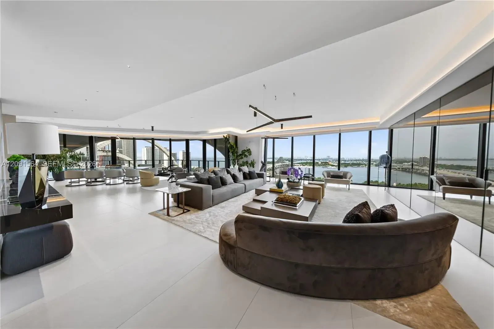 4 bedroom 5 bath Residential for sale at 1000 NE Biscayne Blvd # 2202, Miami FL 33132
