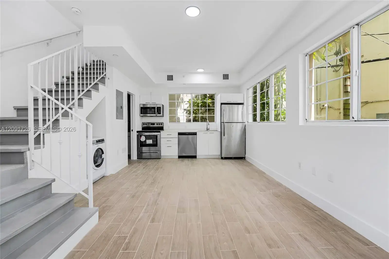 1 bedroom 1 bath Residential Lease for rent at 1519 Pennsylvania Ave # 10, Miami Beach FL 33139