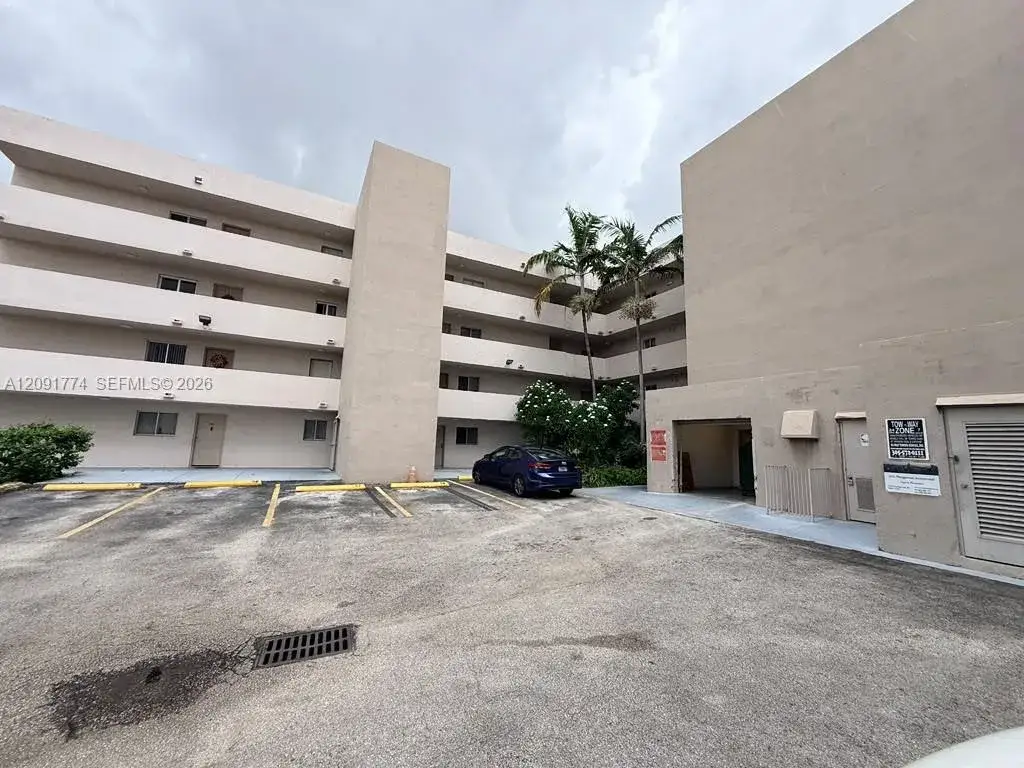 6091 W 22nd Ct # 407, Hialeah FL 33016