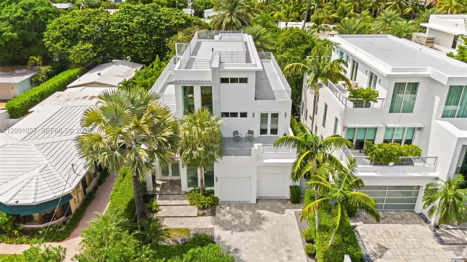 4 bedroom 3 bath Residential for sale at 2317 N Atlantic Blvd, Fort Lauderdale FL 33305