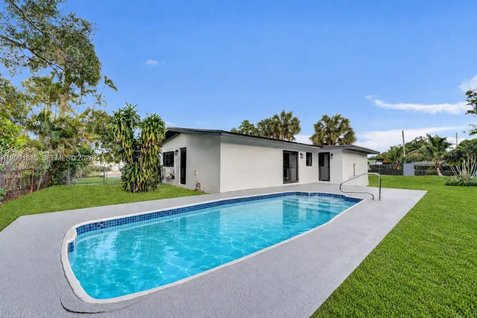 4 bedroom 3 bath Residential for sale at 1239 SW 29th Ter, Fort Lauderdale FL 33312