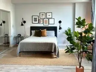 1 bath Residential Lease for rent at 133 NE 2nd Ave # 915, Miami FL 33132