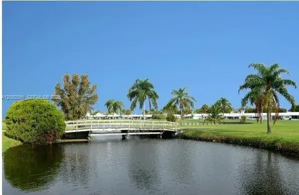 1 bedroom 1 bath Residential Lease for rent at 1116 Lake Ter # 205, Boynton Beach FL 33426