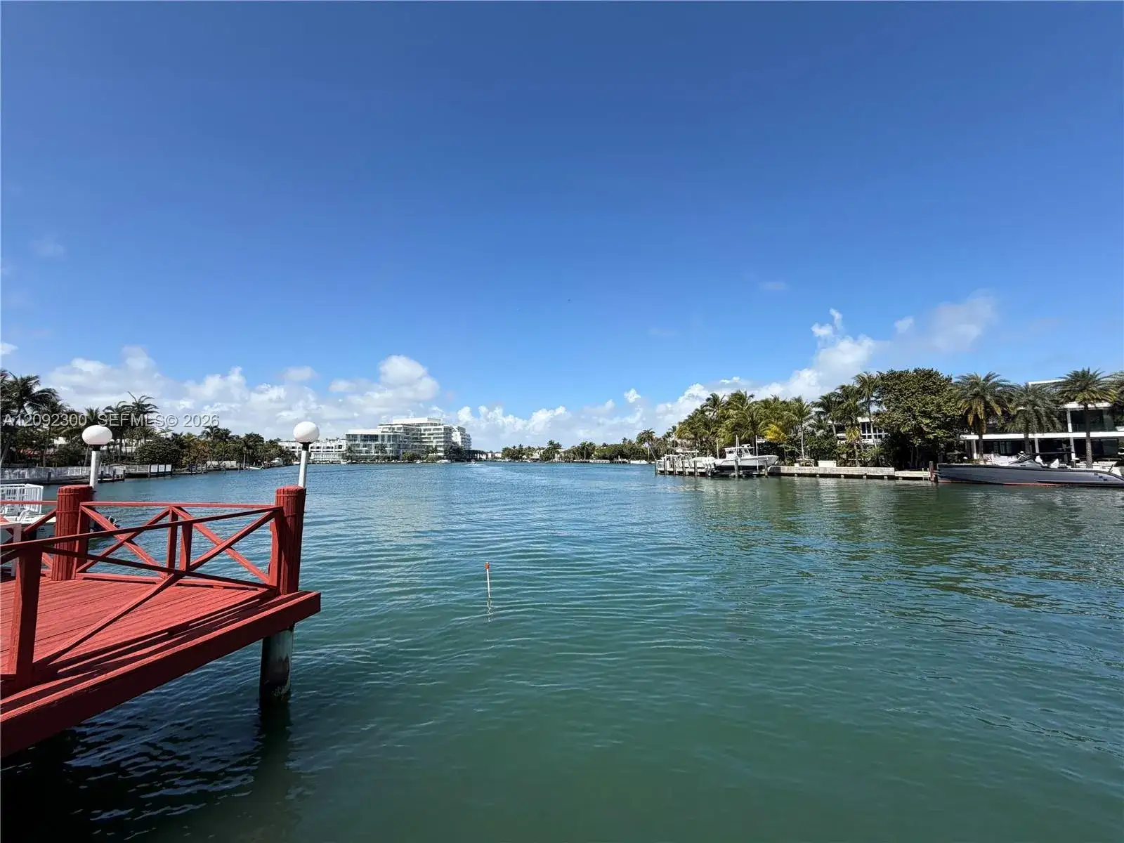 1 bedroom 1 bath Residential Lease for rent at 4740 Pine Tree Dr # 23, Miami Beach FL 33140