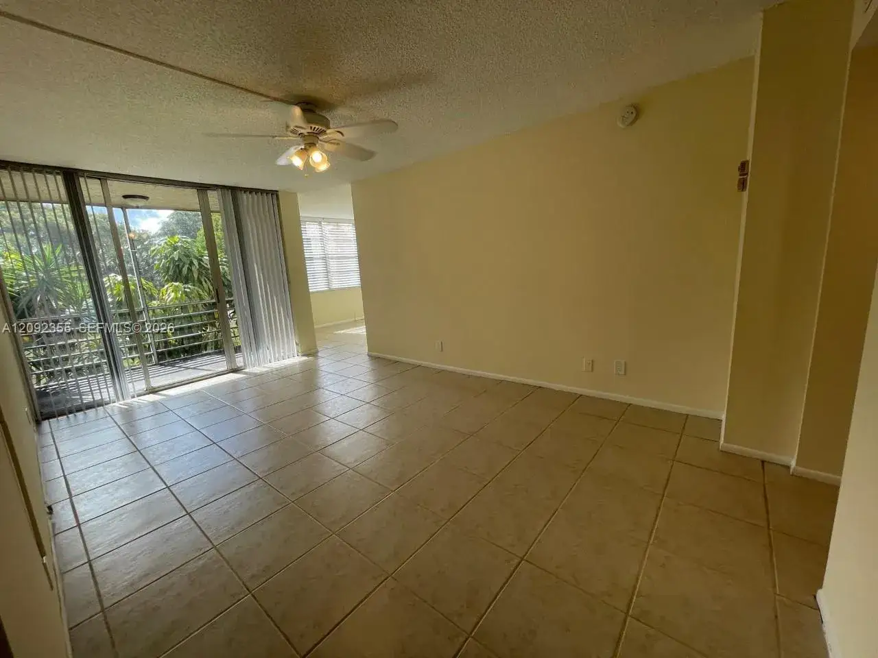 2 bedroom 2 bath Residential for sale at 9431 Live Oak Pl # 203, Davie FL 33324